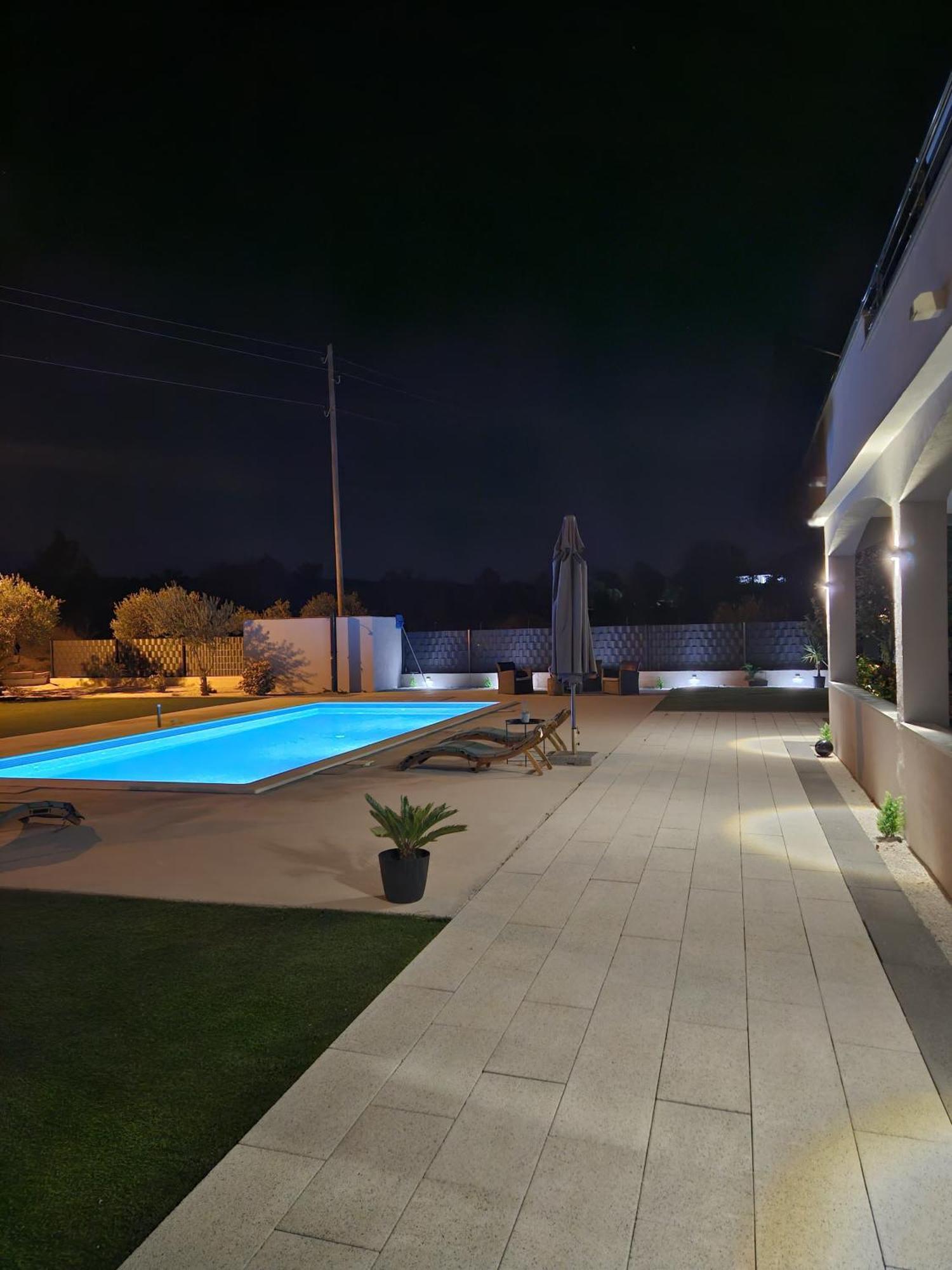 Apartment Lana Bristivica Екстер'єр фото